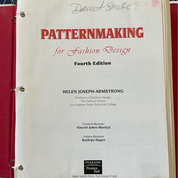 Patternmaking for Fashion Design Book - Picture 2 of 6